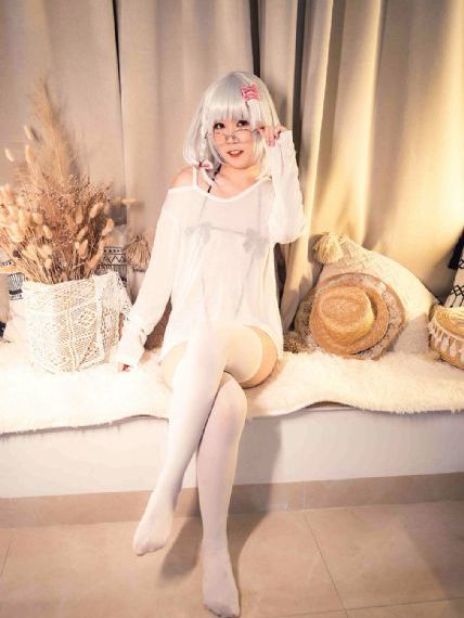 饱满乳沟h揉捏