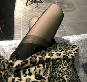 正在播放国外破女大片第八部